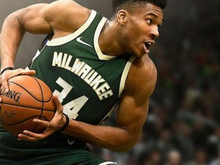 NBA四大中锋，巨人时代的辉煌与短板