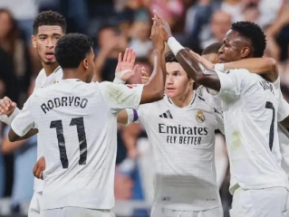 皇马3-0阿拉维斯，银河战舰平稳启航，新赛季西甲争冠之路初露锋芒