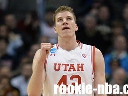 珀尔特尔身高是多少？解析这位NBA内线长人的身体天赋