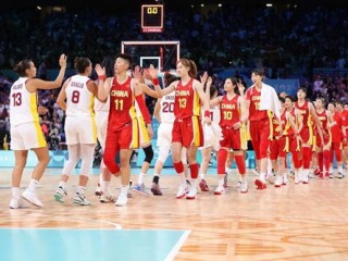 中国女篮2026奥运会，逆境中绽放，铸就新时代辉煌