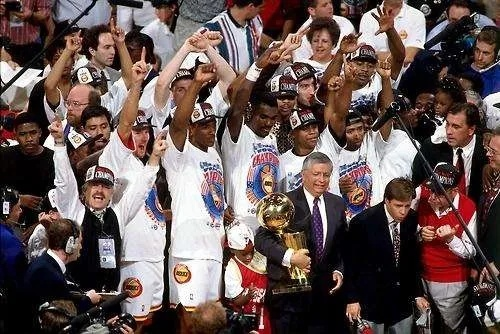 重返98年NBA赛场，录像回放中的传奇与激情