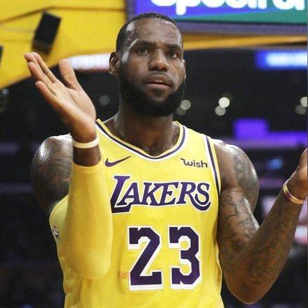 NBA季后赛战局已定，强者突围，传奇续写新篇章