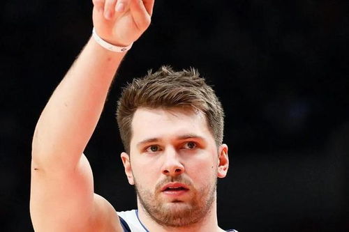 美媒列30支球队老板净资产排名，谁是NBA最有钱的掌舵人？
